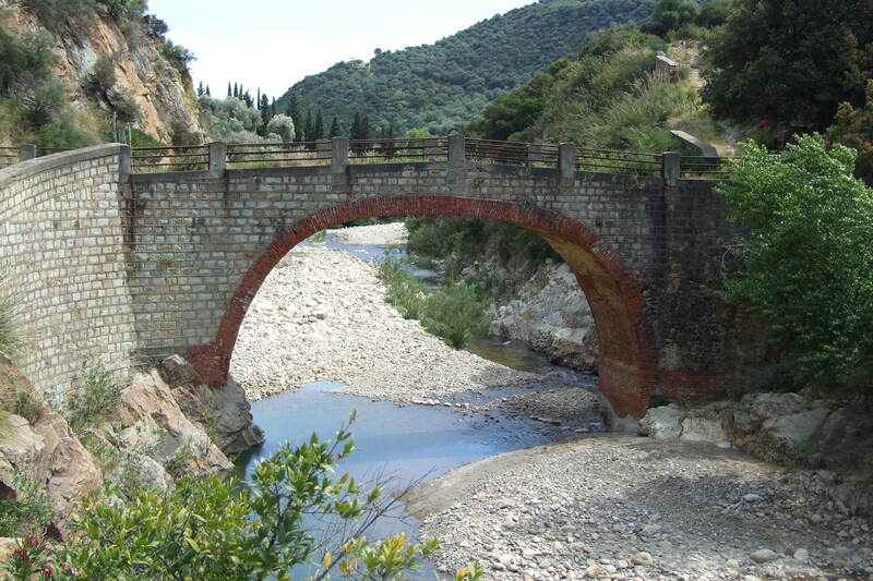 Tornisia Bridge