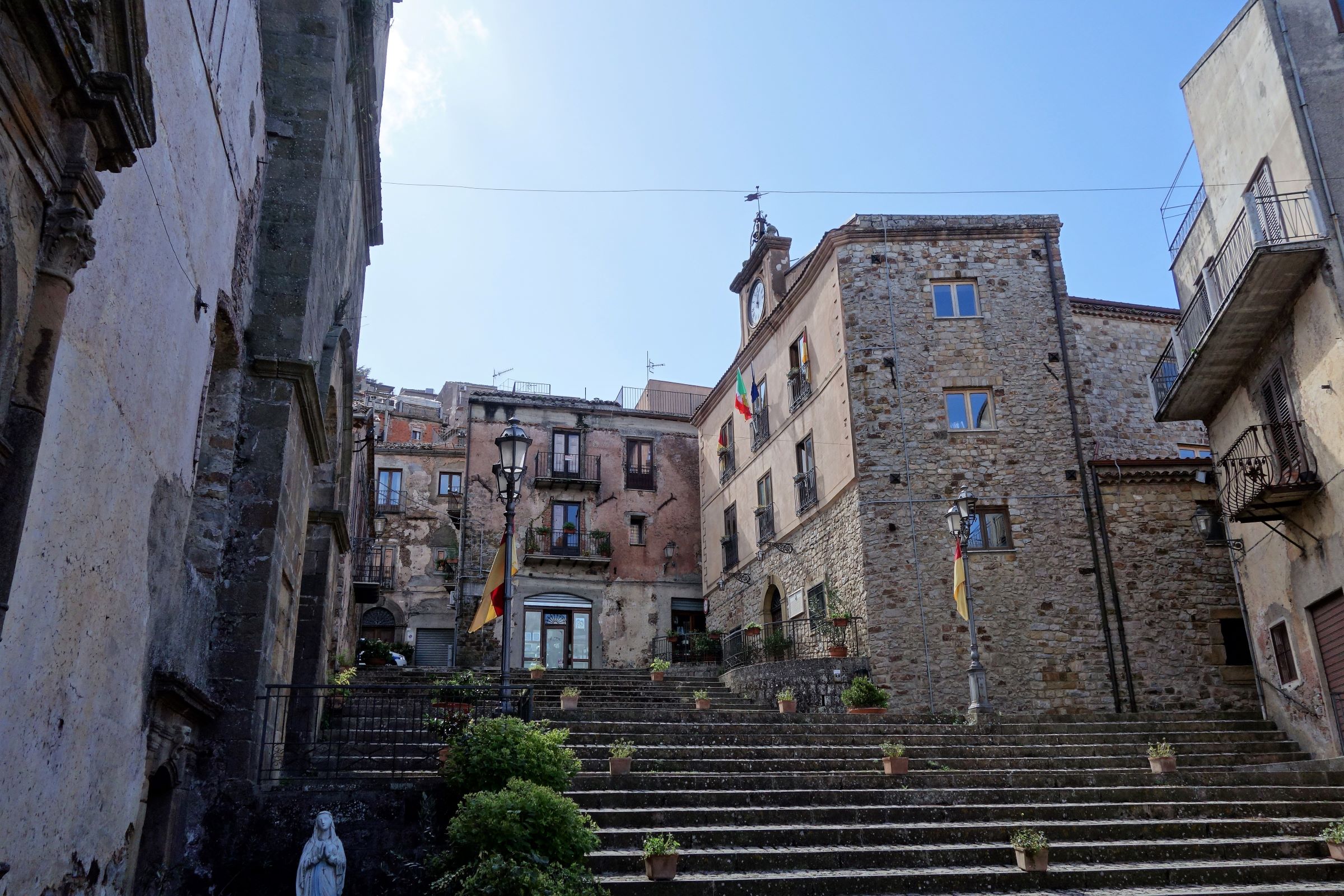 San Mauro Castelverde - scalinata